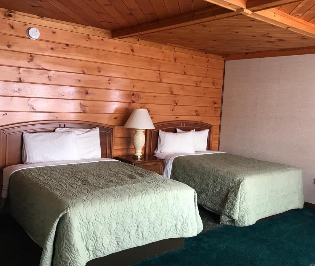 לייק ג'ורג' Lake Crest Inn מראה חיצוני תמונה