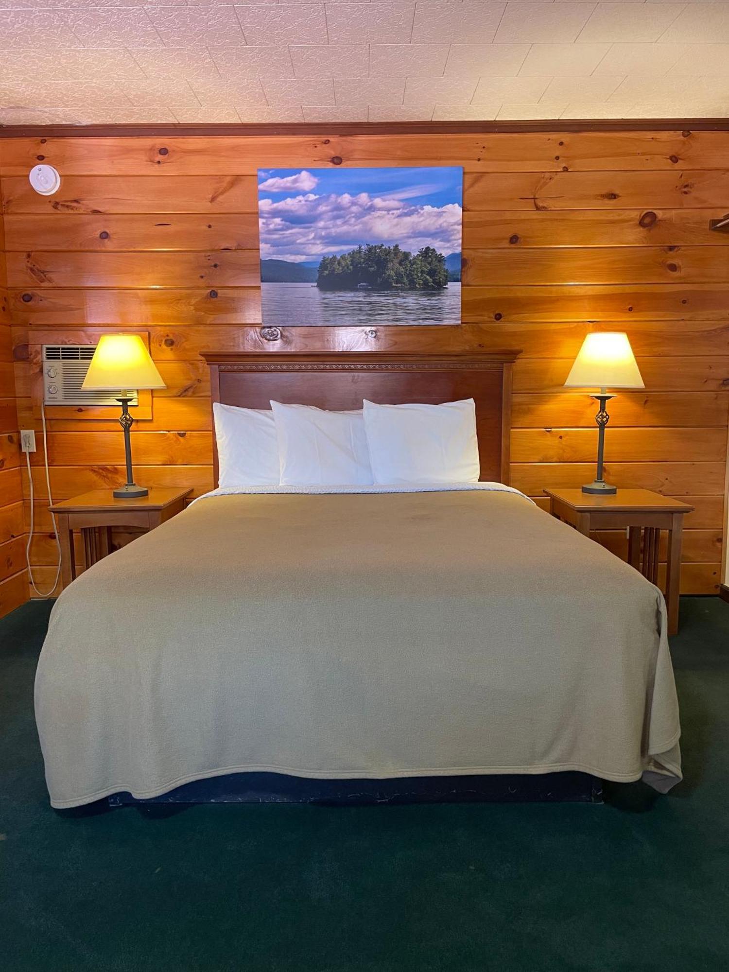 לייק ג'ורג' Lake Crest Inn מראה חיצוני תמונה