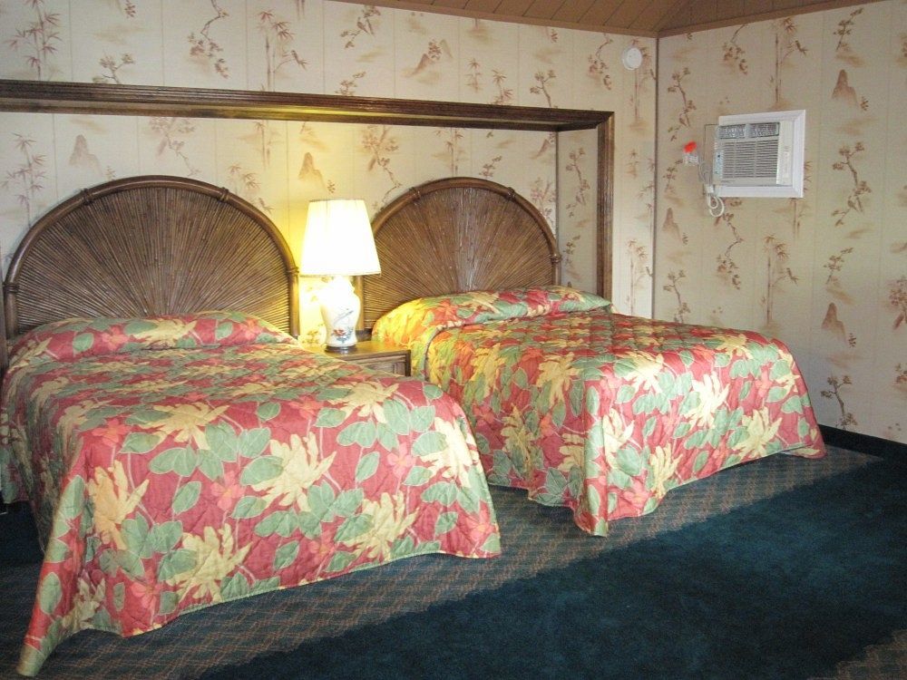 לייק ג'ורג' Lake Crest Inn מראה חיצוני תמונה
